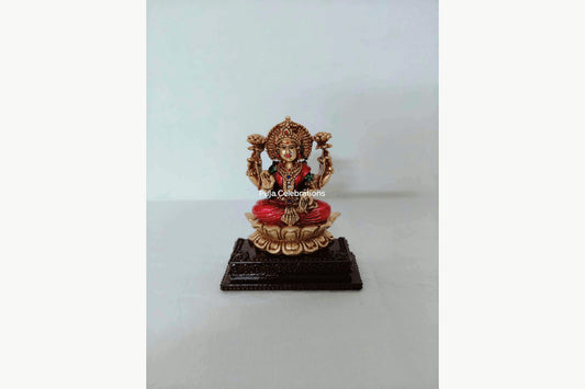 Sri Mahalakshmi Statue