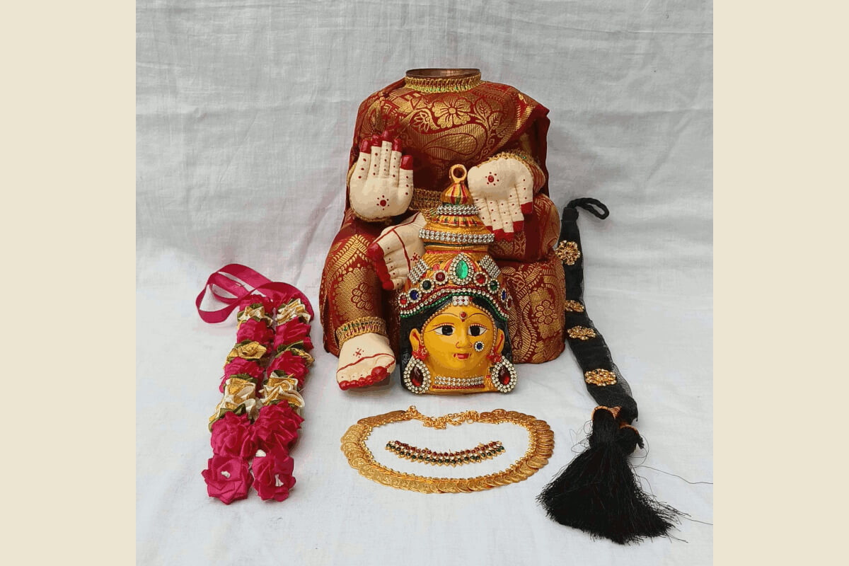 Varalakshmi Doll Set