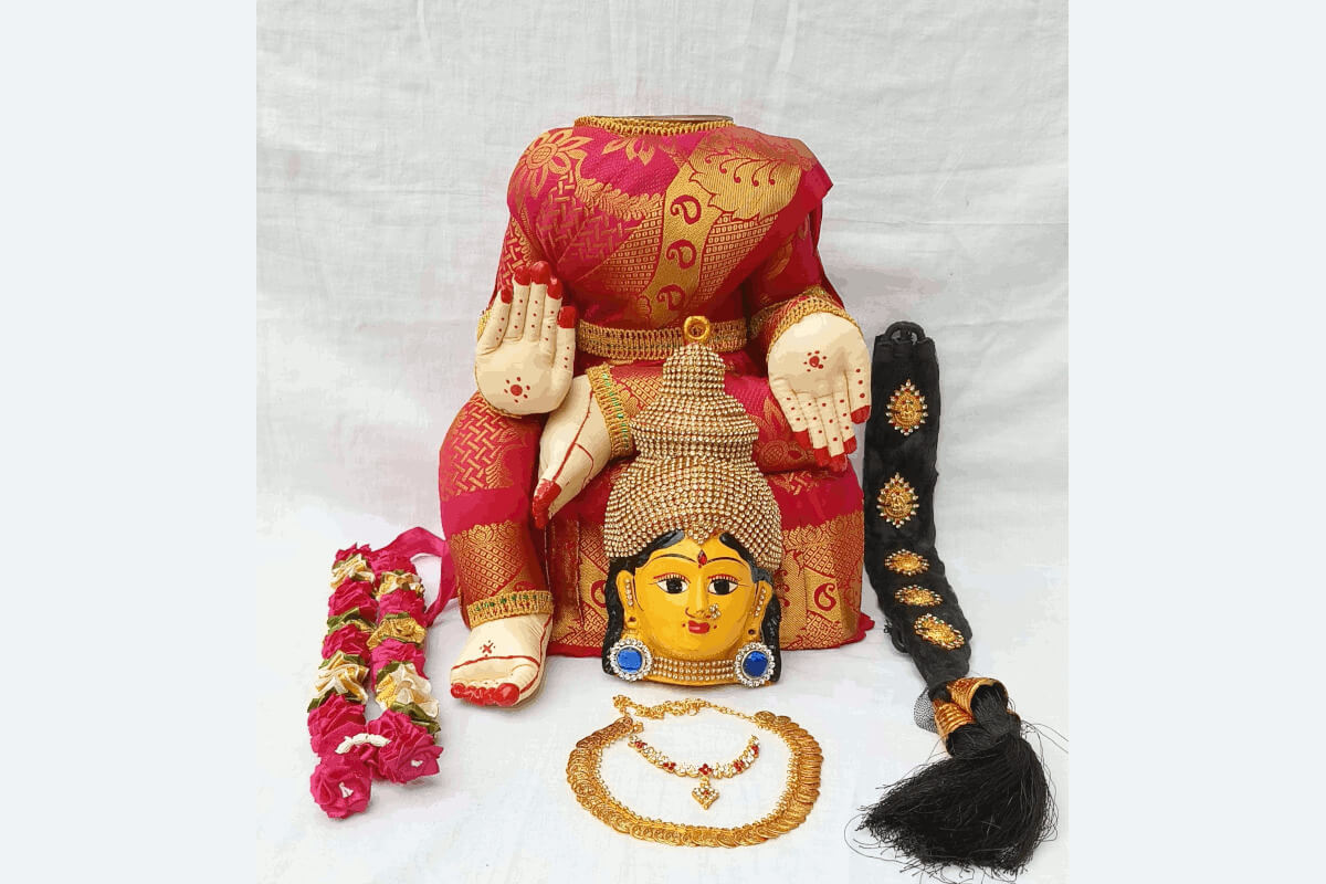 Varalakshmi Doll Set