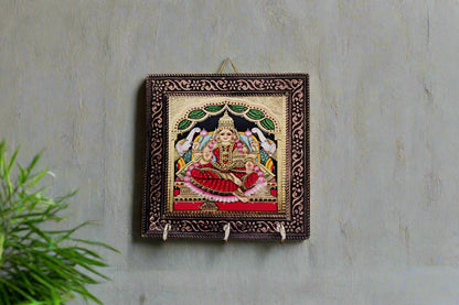 Tanjore Art Lakshmi Keyholder