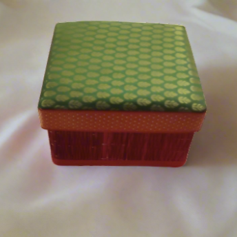 5 in Square Brocade Korai Box 