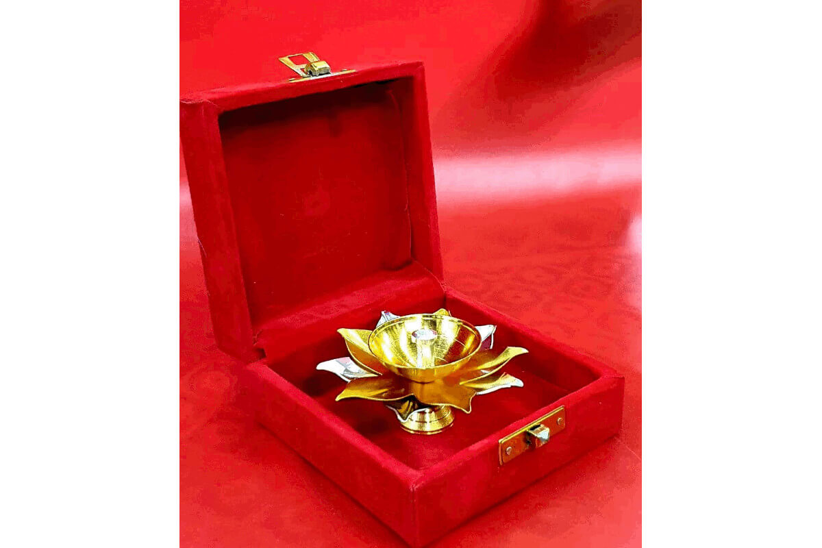 3" Brass Diya Velvet Box