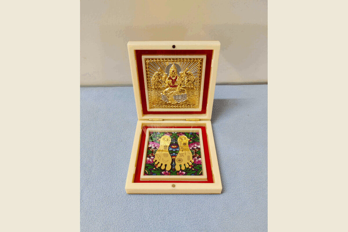 Lakshmi Ganesha Charan Box Small