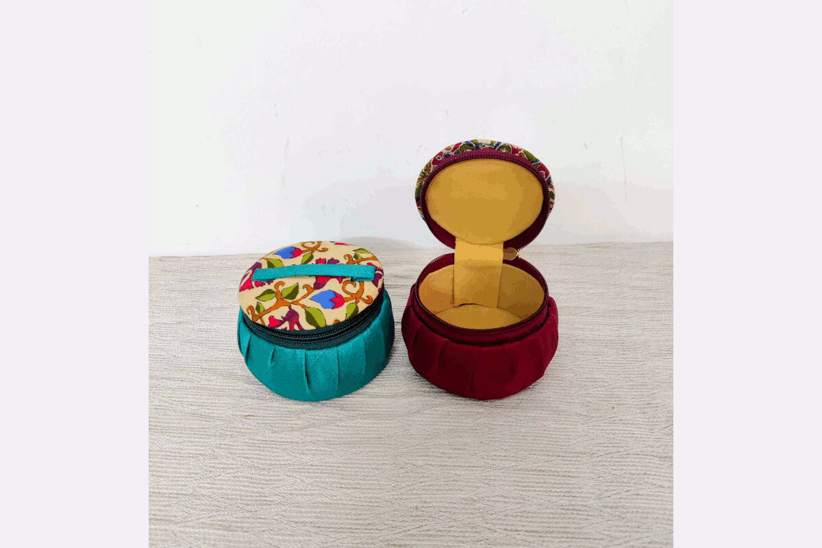 Round Kalamkari Bangle Box