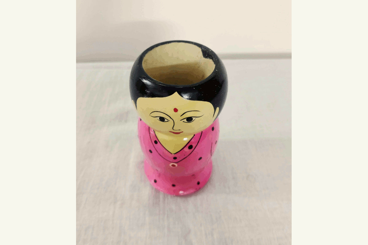 Raja Rani Wooden Pen Stand