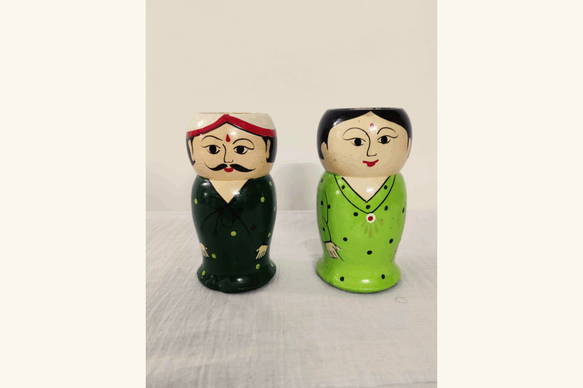 Raja Rani Wooden Pen Stand