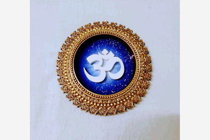 OM Polyresine Wall Hanging