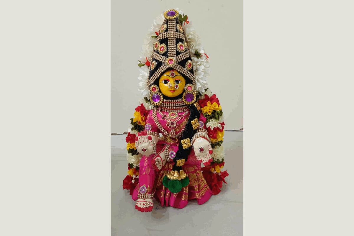 Mini Varalakshmi Decorated Doll, Varalakshmi Amman Stand with Decorated Face