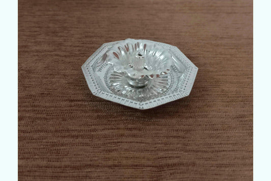 Plate with Devadas Diya