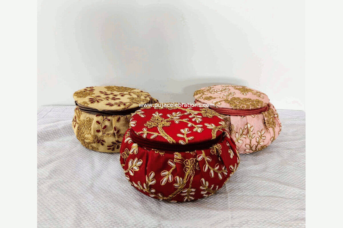 Embroidered Bangle Box